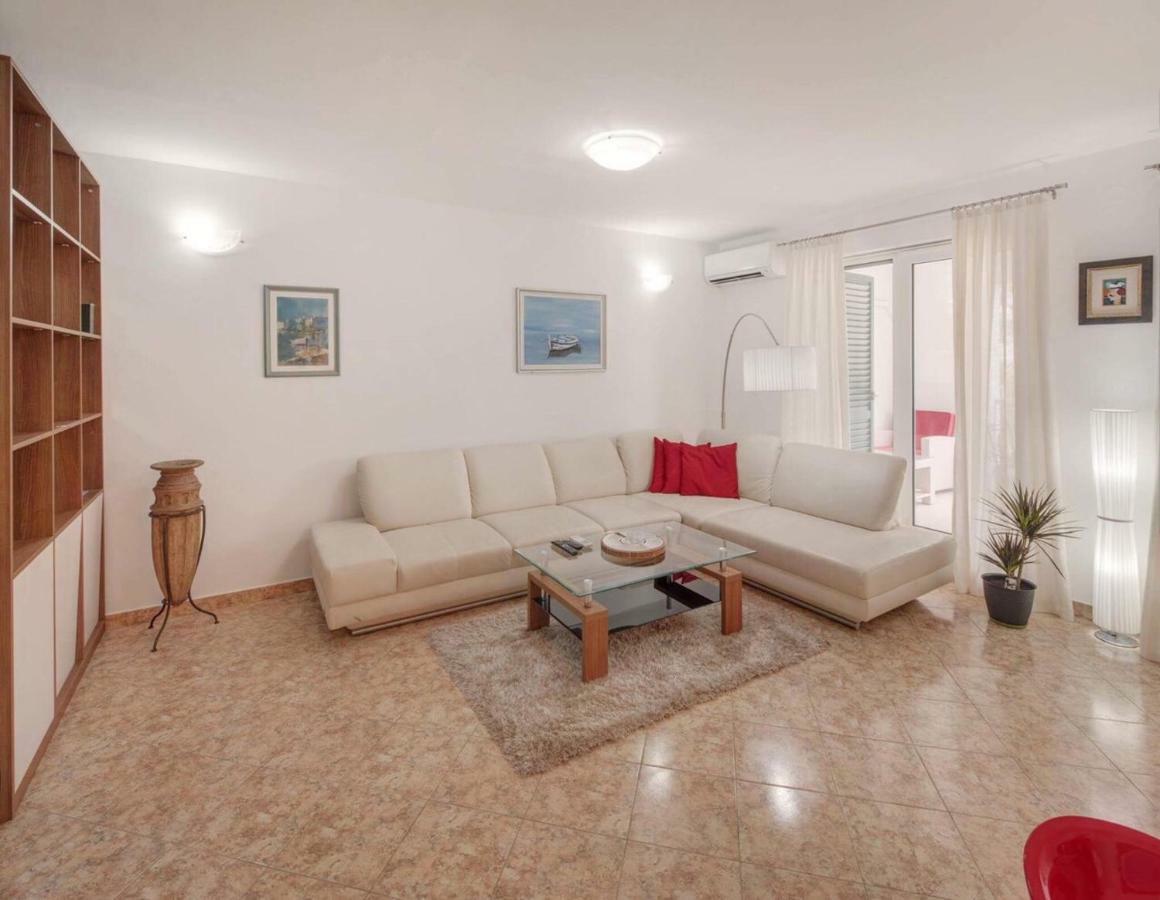 Apartment Sveti Ivan Sutivan Eksteriør bilde